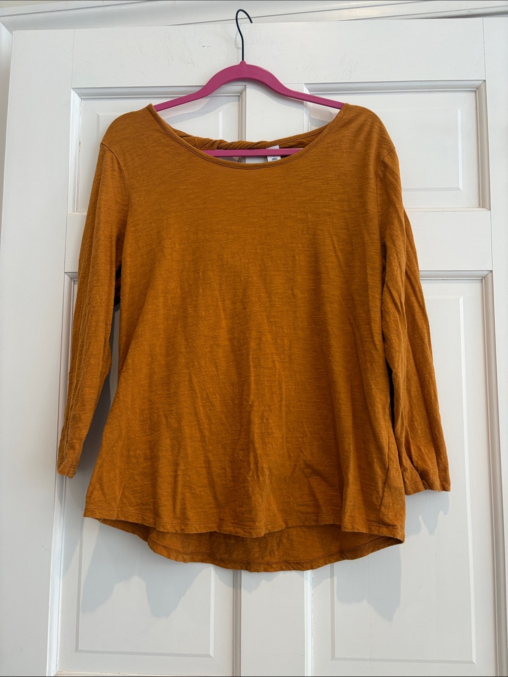 Old Navy Women's Long Sleeve Scoop Neck Top in Mustard Gold, Twist, Backside